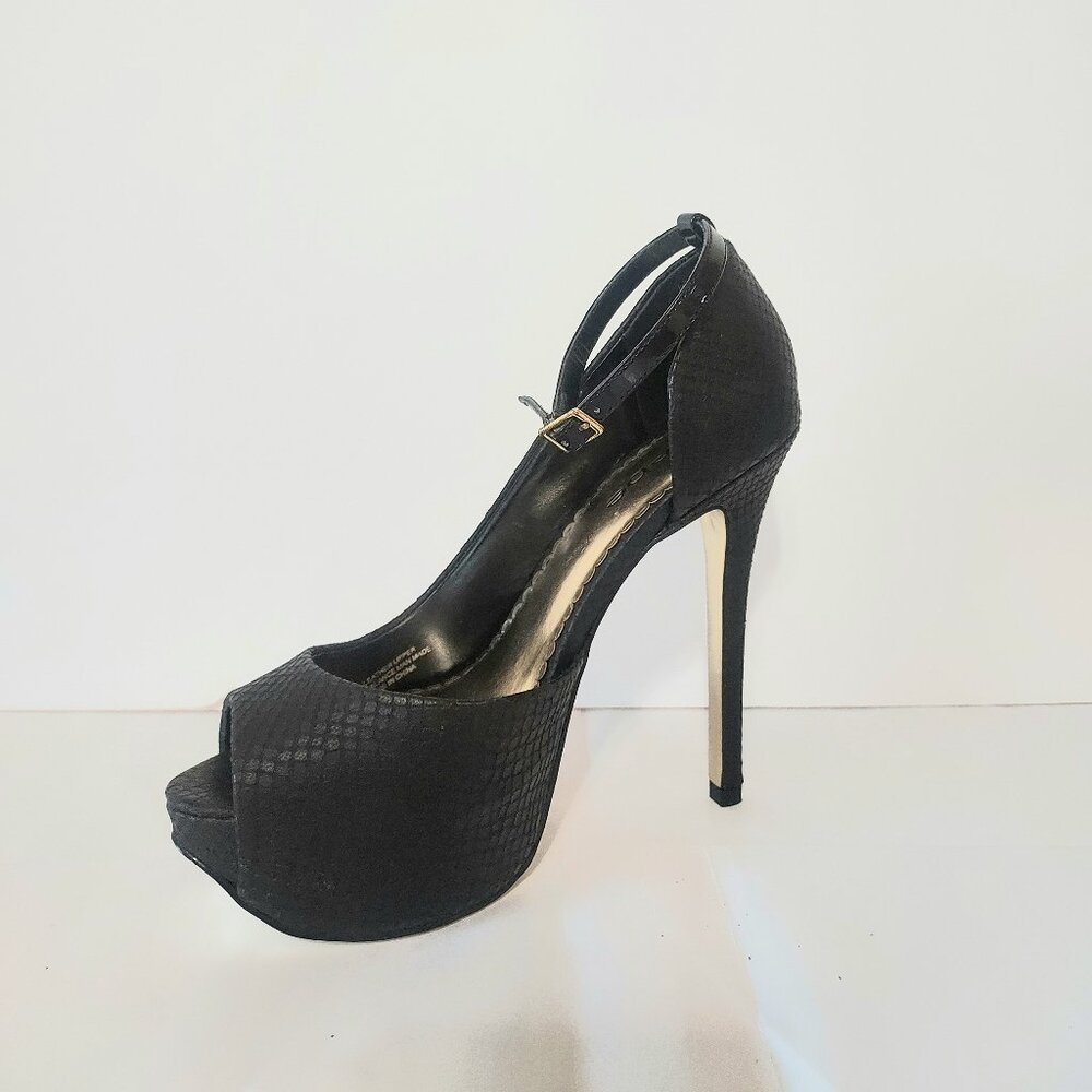 Black Bebe Adriana Ankle strap stiletto heels size 7 women's
